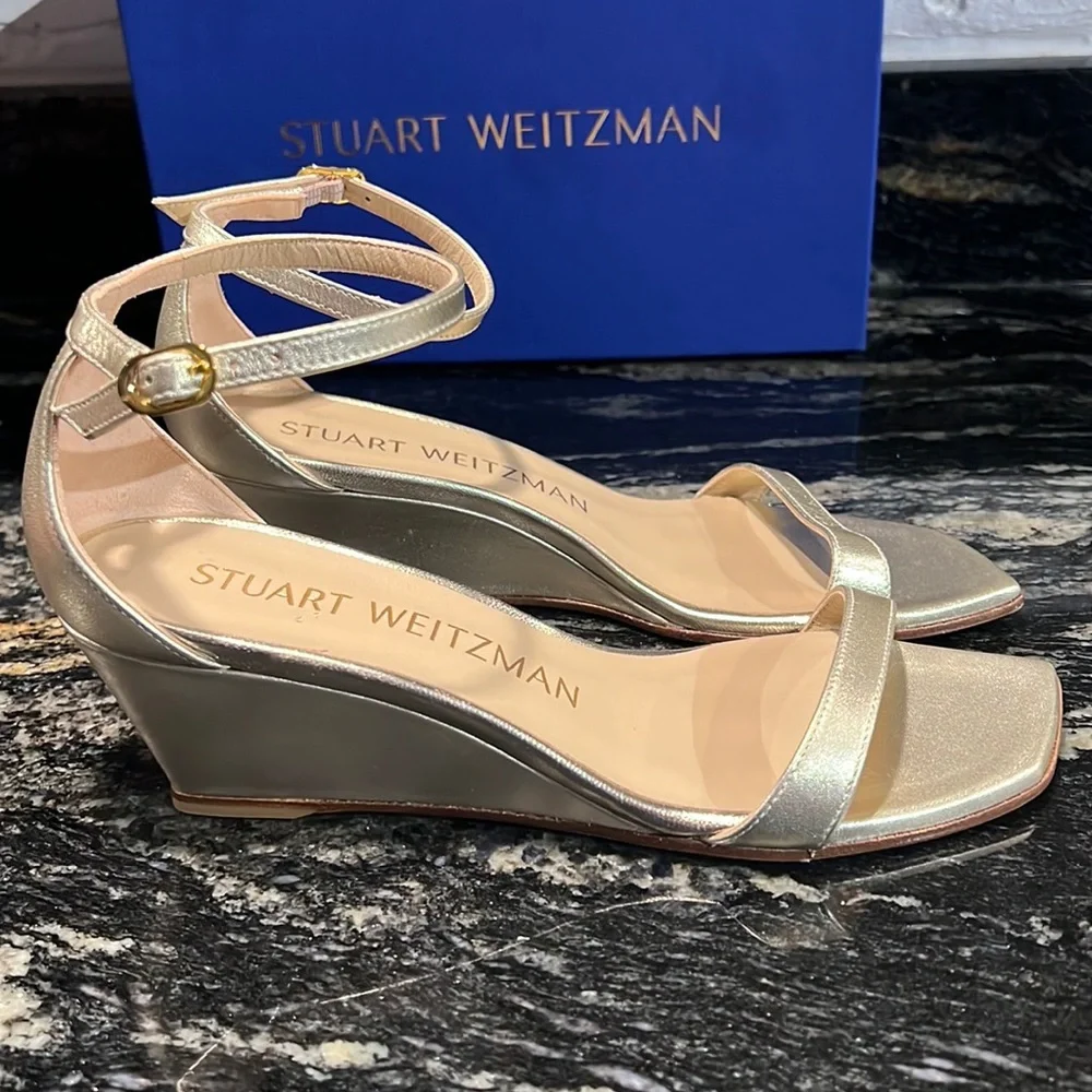 Stuart Weitzman Nudistcurve 50 Wedge